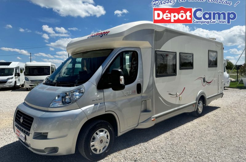 Camping-car profilé PILOTE P696 U EXPRESSION – Première main – Dépôt Camp
